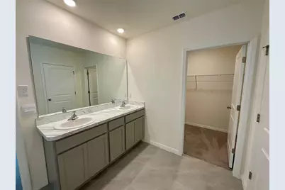 33409 Field Maple Loop, Wesley Chapel, FL 33545 - Photo 15