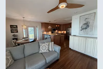 5001 Starfish Drive SE #B, Saint Petersburg, FL 33705 - Photo 5