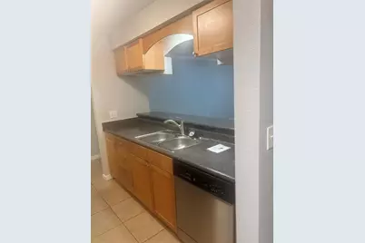10100 Sailwinds Boulevard N #206, Largo, FL 33773 - Photo 3