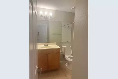 10100 Sailwinds Boulevard N #206, Largo, FL 33773 - Photo 9
