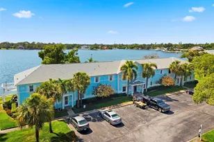 5107 Salmon Dr SE, Saint Petersburg, FL 33705 - Photo 1