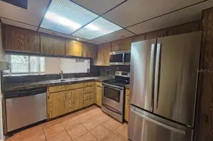 5265 E Bay Dr, Clearwater, FL 33764 - Photo 7