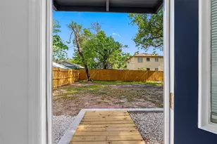1208 E Chilkoot Ave, Tampa, FL 33612 - Photo 31
