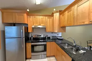 10730 43rd St N, Clearwater, FL 33762 - Photo 3