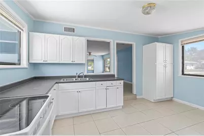 3711 W Leila Avenue, Tampa, FL 33611 - Photo 13