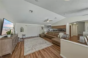 7435 Kilbride Ct, Weeki Wachee, FL 34613 - Photo 9