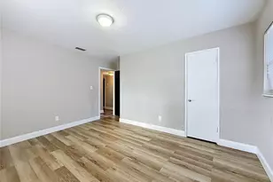 4509 S Hale Ave, Tampa, FL 33611 - Photo 27