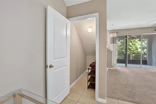 6936 Breezy Palm Dr, Riverview, FL 33578 - Photo 15
