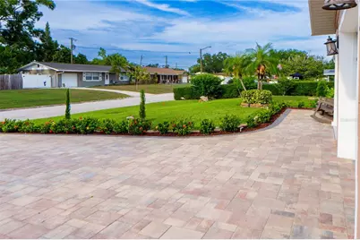 4350 37th Avenue N, Saint Petersburg, FL 33713 - Photo 7