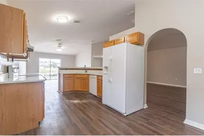 10917 Banyan Wood Way, Riverview, FL 33579 - Photo 17