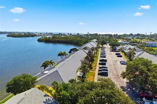 201 Pompano Dr SE, Saint Petersburg, FL 33705 - Photo 45