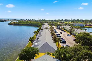 201 Pompano Dr SE, Saint Petersburg, FL 33705 - Photo 45