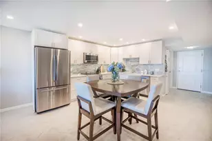 7300 Sun Island Dr S, South Pasadena, FL 33707 - Photo 11