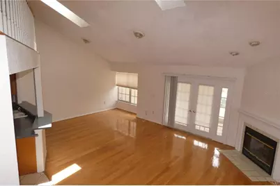 617 Segovia Court NE, Saint Petersburg, FL 33703 - Photo 9