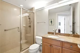400 Beach Dr NE, Saint Petersburg, FL 33701 - Photo 27