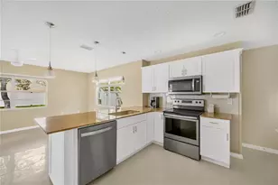 8218 Placid St, Spring Hill, FL 34606 - Photo 9