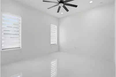7013 N Clearview Avenue, Tampa, FL 33614 - Photo 39