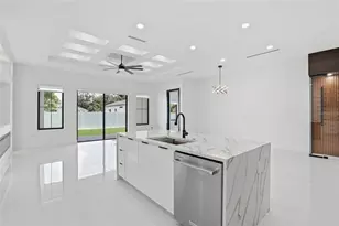 7013 N Clearview Ave, Tampa, FL 33614 - Photo 17