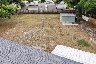 5233 Hill Dr, Zephyrhills, FL 33542 - Photo 43