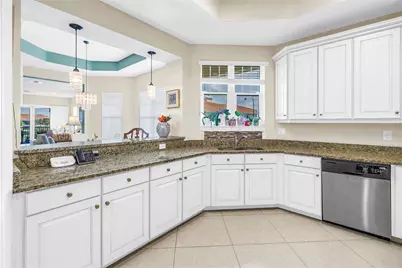 10 Franklin Court S #63D, Saint Petersburg, FL 33711 - Photo 7