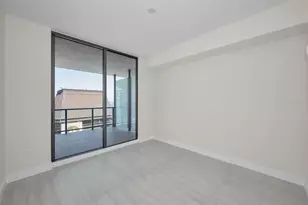 275 1st Ave S, Saint Petersburg, FL 33701 - Photo 23