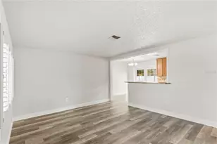 2415 15th St W, Palmetto, FL 34221 - Photo 11