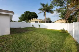 2415 15th St W, Palmetto, FL 34221 - Photo 31