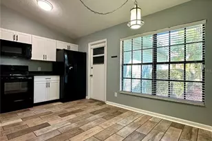 1831 Twisting Ln, Wesley Chapel, FL 33543 - Photo 3