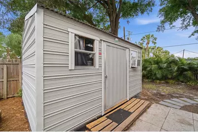 3521 W McElroy Avenue, Tampa, FL 33611 - Photo 39