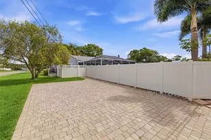 706 39th Ave NE, Saint Petersburg, FL 33703 - Photo 29
