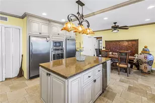 208 N Spring Blvd, Tarpon Springs, FL 34689 - Photo 17