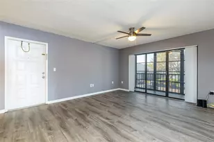 1182 Pine Ridge Cir W, Tarpon Springs, FL 34688 - Photo 5