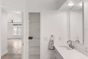 4007 Bangalow Palm Ct, Tampa, FL 33624 - Photo 7