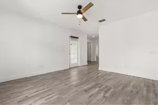 4007 Bangalow Palm Ct, Tampa, FL 33624 - Photo 5
