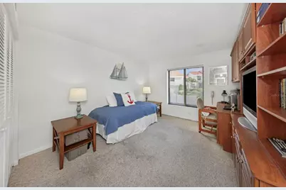 5650 Escondida Boulevard S, Saint Petersburg, FL 33715 - Photo 19