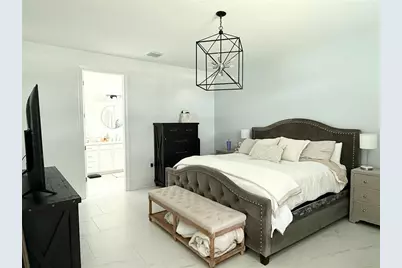 2016 Bolsena Street, North Venice, FL 34275 - Photo 13