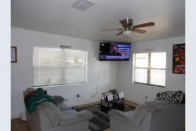 216 W 10th Street, Lakeland, FL 33805 - Photo 3