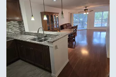 4115 Chatham Oak Court #218, Tampa, FL 33624 - Photo 3