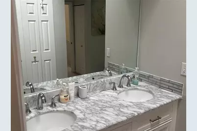 9122 Jakes Path, Largo, FL 33771 - Photo 19