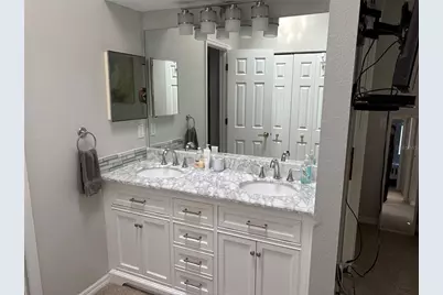 9122 Jakes Path, Largo, FL 33771 - Photo 21