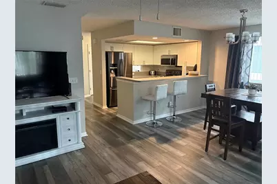 9122 Jakes Path, Largo, FL 33771 - Photo 7
