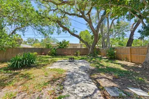 1275 Palm St, Clearwater, FL 33755 - Photo 29