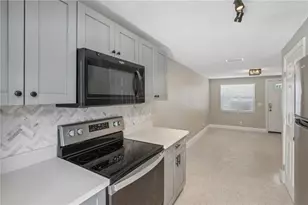8703 Navajo Ave, Tampa, FL 33637 - Photo 11