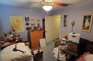 1040 Tradewinds Dr, Tarpon Springs, FL 34689 - Photo 27