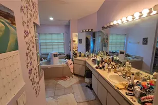 1040 Tradewinds Dr, Tarpon Springs, FL 34689 - Photo 35