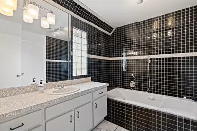 498 Lakewood Drive, Brandon, FL 33510 - Photo 31