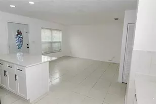 5810 N Thatcher Ave, Tampa, FL 33614 - Photo 11
