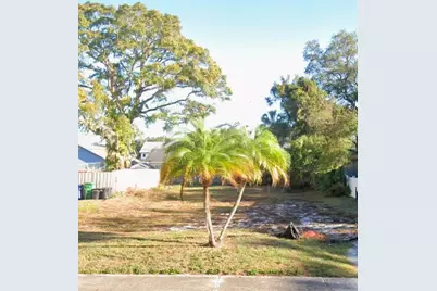 2725 N Ridgewood Avenue, Tampa, FL 33602 - Photo 1