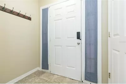 9922 Ashburn Lake Drive, Tampa, FL 33610 - Photo 13