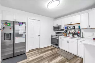 5034 2nd Ave S, Saint Petersburg, FL 33707 - Photo 9